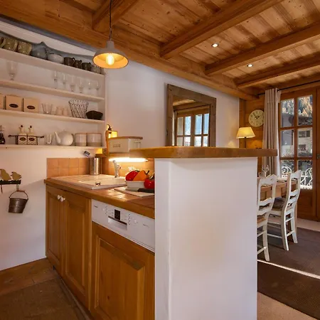 Chalets D'Henri 63 Mont Blanc Views 300M To Ski Lift - Happy Rentals