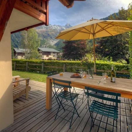 Chalets D'Henri 63 Mont Blanc Views 300M To Ski Lift - Happy Rentals Chamonix