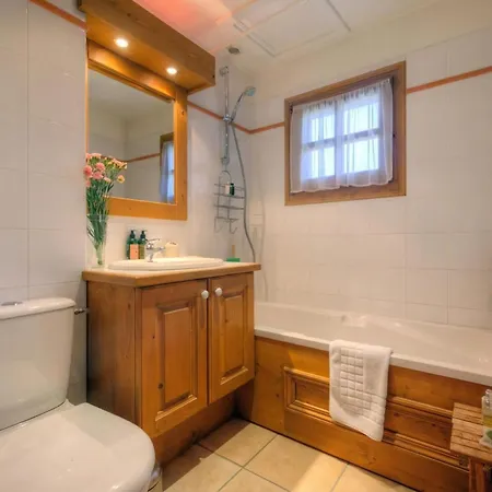Chalets D'Henri 63 Mont Blanc Views 300M To Ski Lift - Happy Rentals
